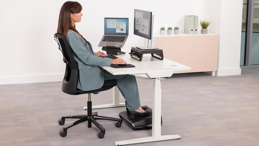 Un travail plus sain: Fellowes et Idewe sous le signe de l'ergonomie au Paper Show