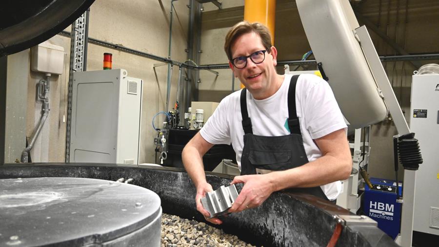 Du polissage manuel au polissage automatique